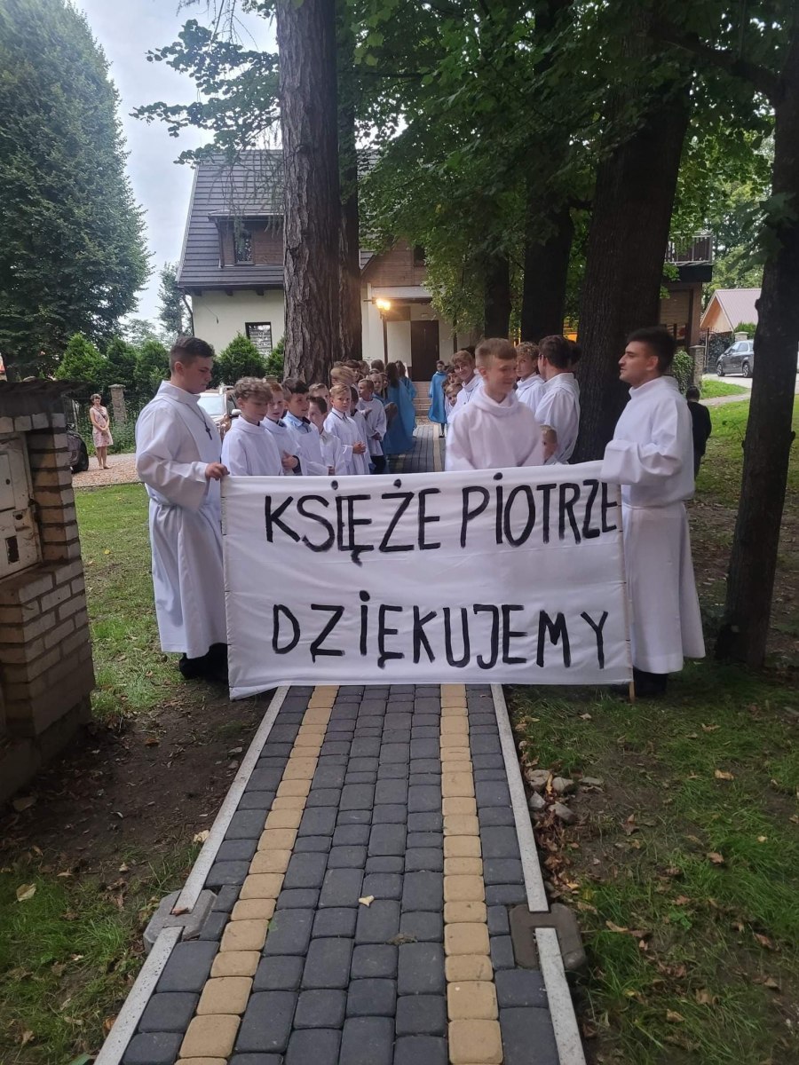 2022.08.27-Podziekowanie-za-posluge-ksiedza-Piotra-Pietruszki_13