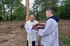2023.05.26-Poswiecenie-krzyza-na-cmentarzu-na-Markowce_3