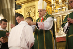 2023.06.17-Blogoslawienstwo-na-ceremoniarza-parafialnego-A.-Sadkiewicz-M.-Tomera_14